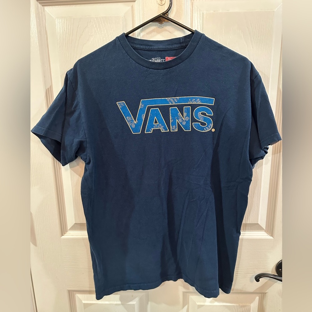 Vans t shirt. Size medium. Worn look